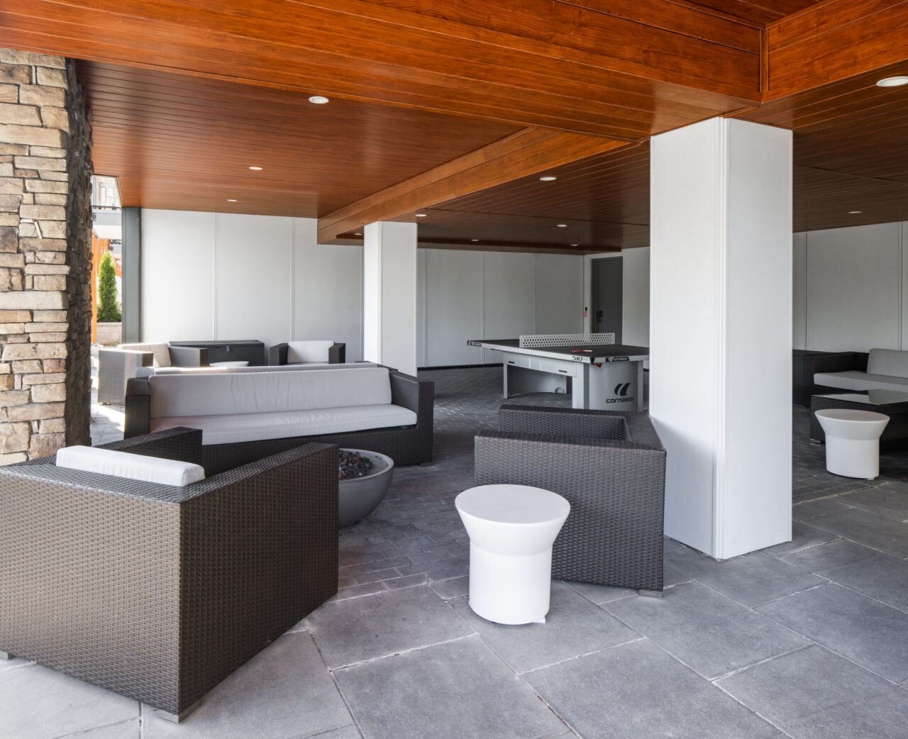 outdoor amenity space