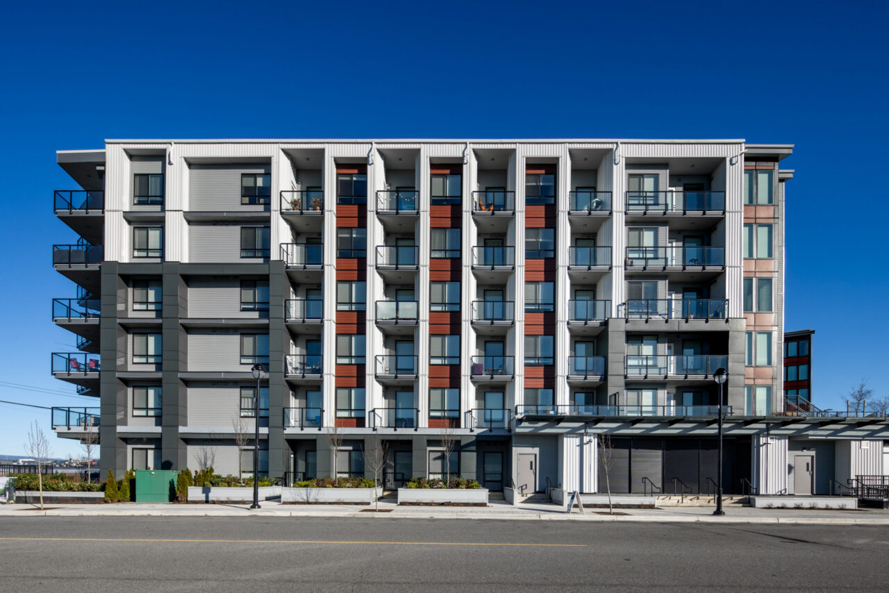 MIXED-USE CONDO