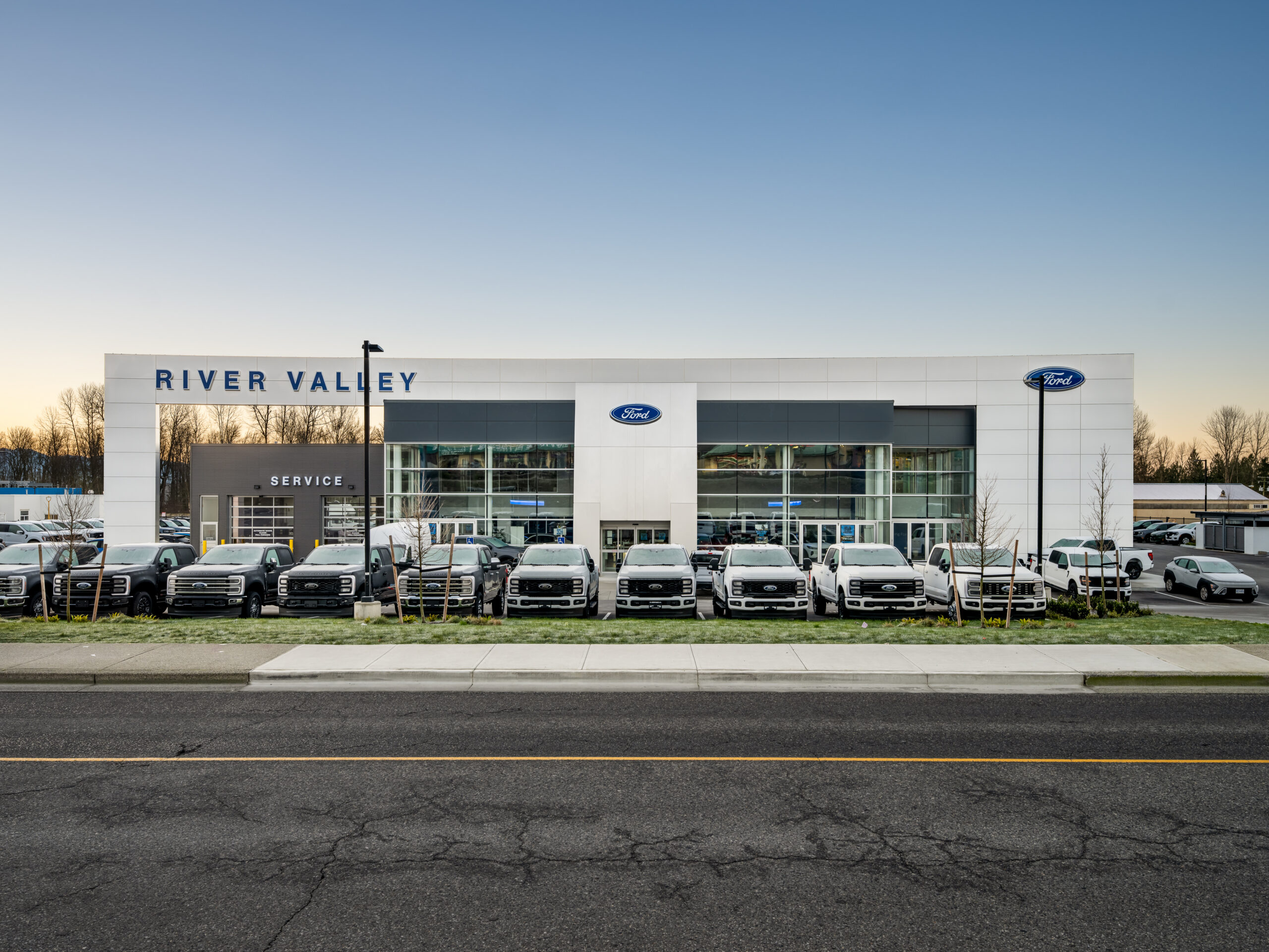 ford dealership entrance