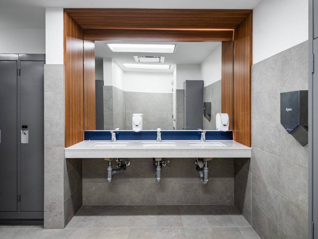 BATHROOM INTERIOR DESIGN