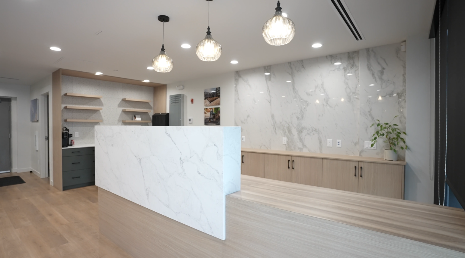 office reception interior design